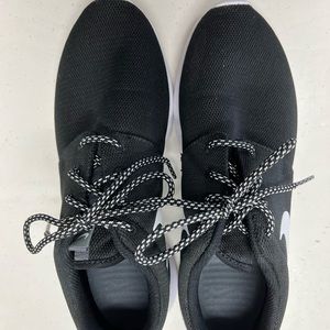 Womens Nikes! Size 9.5